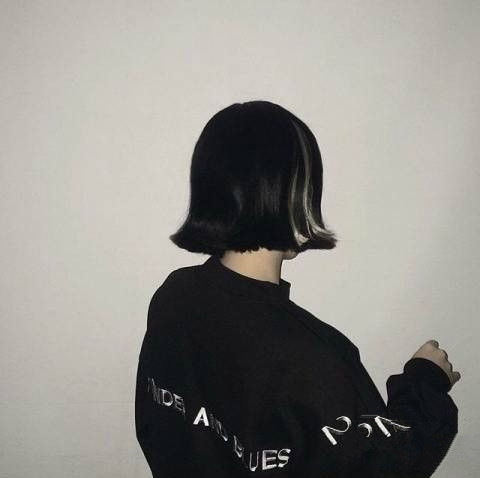短发造型女 带你入侵时尚圈