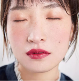 女生脸上毛孔粗大怎么办 快来看看这个0毛孔养成记
