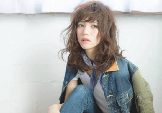 2025妆容流行趋势 今年春天流行少女画风！