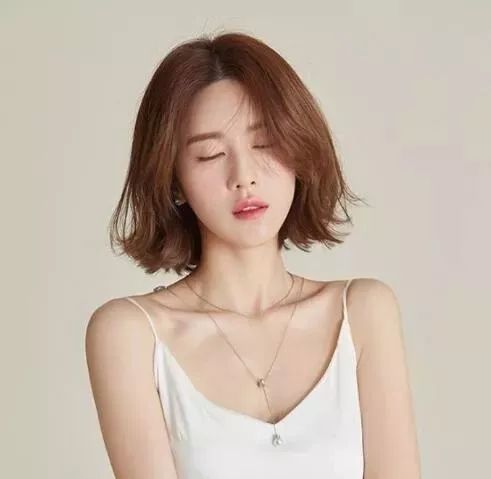 2025女生流行短发发型 这几款女生短发帅极了