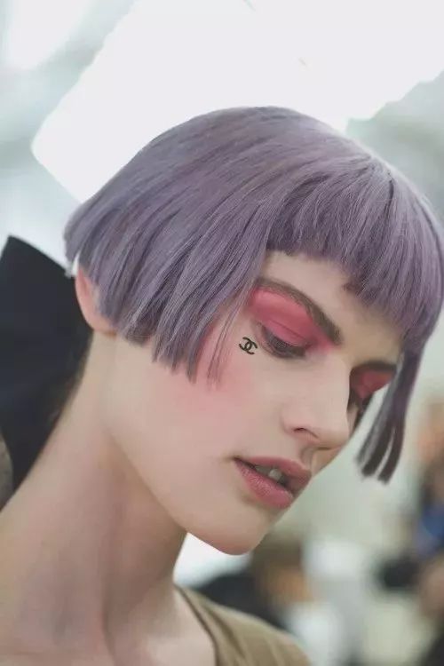 2025女生流行短发发型 这几款女生短发帅极了