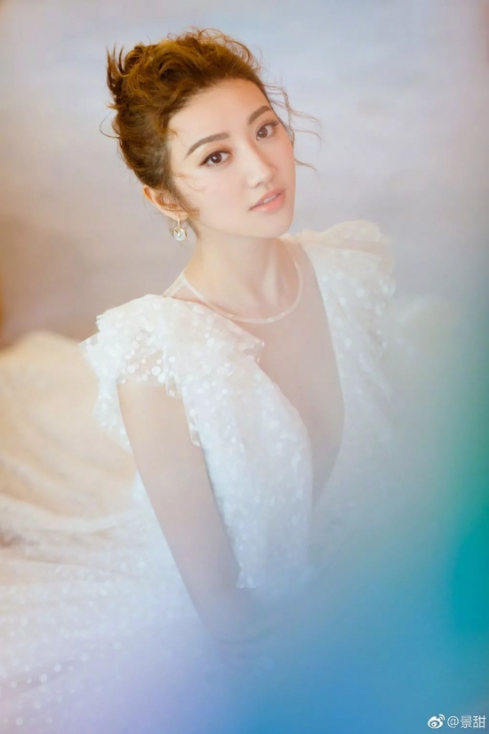 2025新款发型女 这几款明星最爱