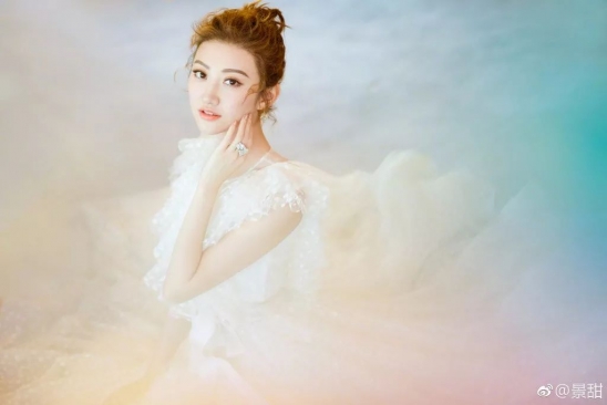 2025新款发型女 这几款明星最爱
