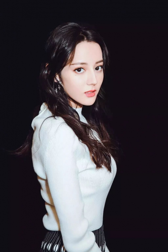 2025年流行什么发型女 长短直卷都在这里