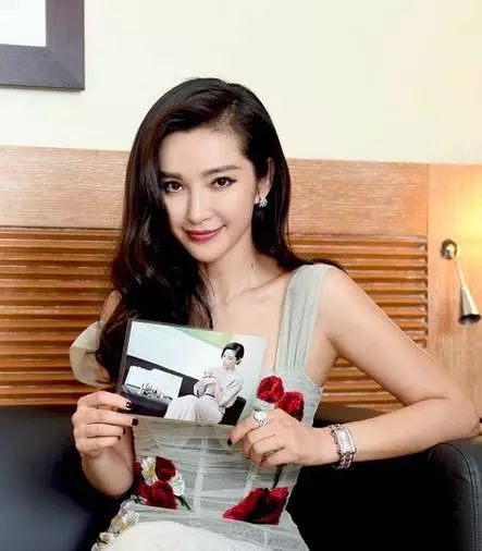 中年女性合适的发型图片 这8款发型真的太适合