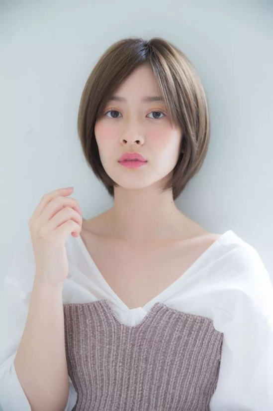 2025最新流行发型女 这几款发型让你瞬间提升颜值