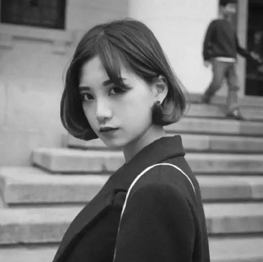 2025流行短发女 今年最流行几款女生短发发型