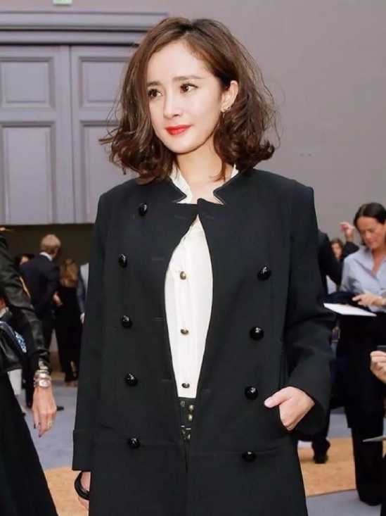 2025流行短发女 今年最流行几款女生短发发型