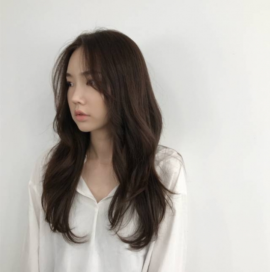 2025减龄显脸小发型 这些刘海简直好看极了