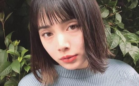 日系波波头短发图片 卷发波波头就是时髦
