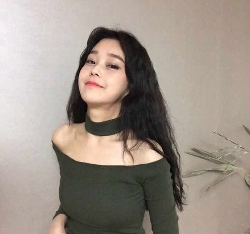 18年女生适合的发型 让你在2025年美上一整年