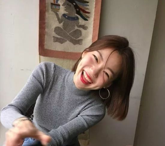 2025梨花烫发型图片 梨花烫自然随意更好看