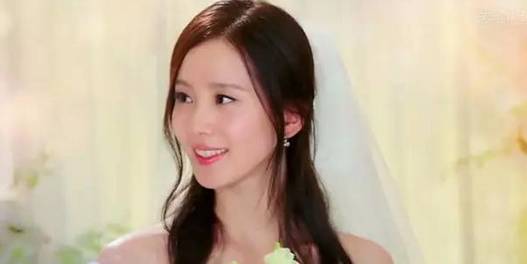 2024流行发型女中长发 多款很潮中长发发型推荐