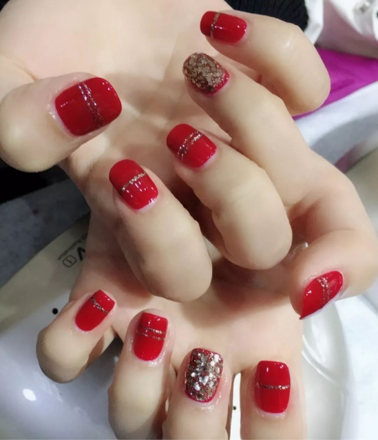 做什么美甲显手白 最全的美甲都在这里