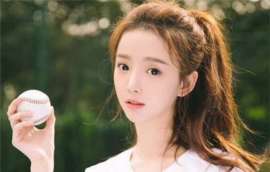 大创美白精华晚上擦吗 晚上使用效果更佳