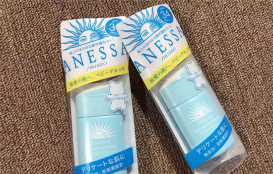 安耐晒金瓶儿童能用吗 这些防晒产品才适合小朋友