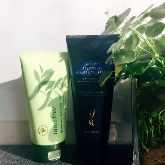 AHC和悦诗风吟哪个好 经过产品对比就知道哪款更好用