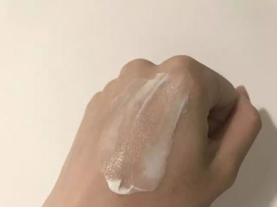 油痘肌适合什么护肤品 油痘肌的护肤品推荐