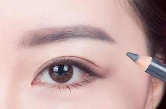 女生画眉应该注意什么 记住这五点颜值提升