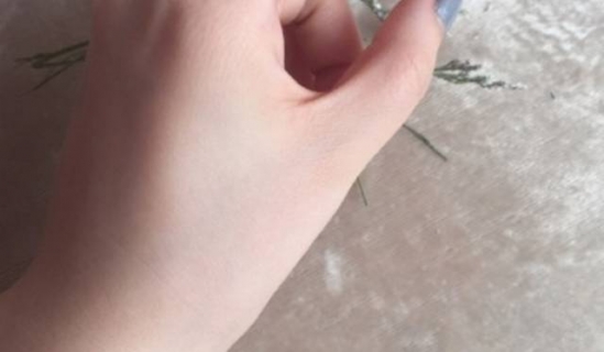 夏天用什么散粉好 这几款不油不脱妆