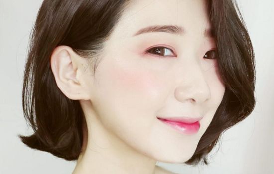 西柚色眼影画法教程 韩国西柚妆又怎样画呢