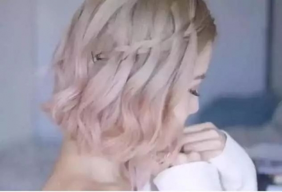 短发编发造型女 这2款分享给大家