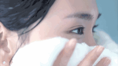 洗面奶怎么用