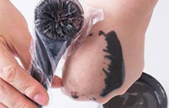 磁石面膜怎么涂 让磁石面膜来吸走你脸上的垃圾吧