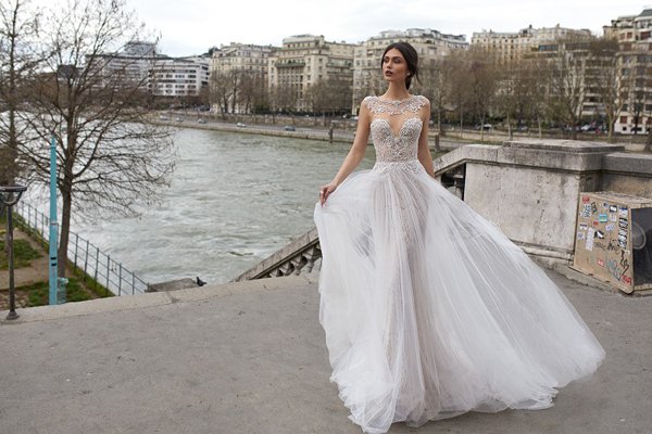 Julie Vino 2024婚纱礼服系列大片 品牌婚纱摄影组图欣赏