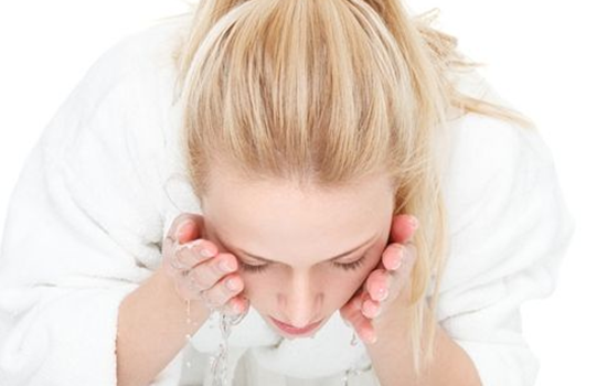 睡眠面膜要洗吗 睡眠面膜洗还是不洗