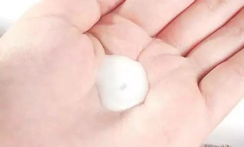 皂基和氨基酸洗面奶区别