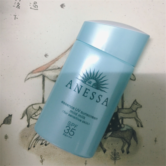 安耐晒乳液好还是啫喱