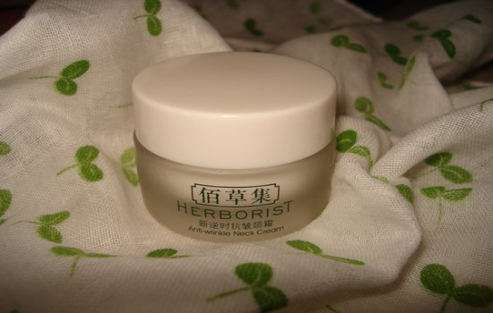 佰草集抗皱颈膜怎么用