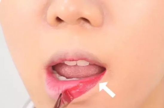 口红怎么涂好看