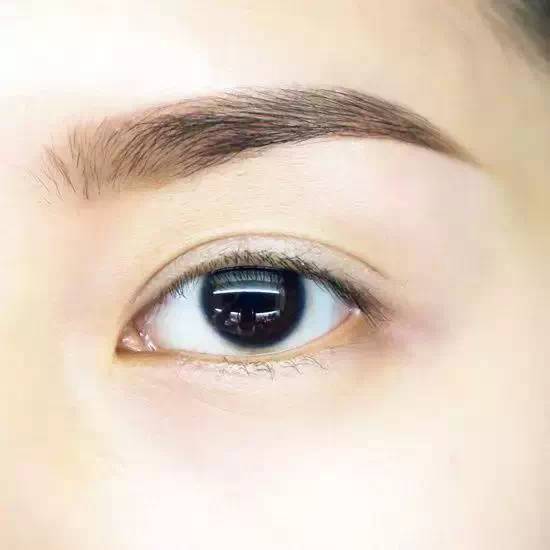 正确的淡妆化妆步骤 淡妆的画法