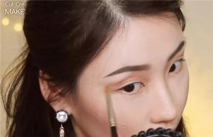 截断式眼影 截断式眼妆什么意思
