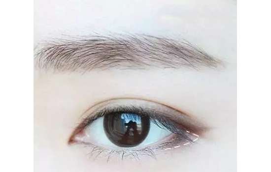 裸妆眼妆的画法步骤图片 眼妆教程裸妆
