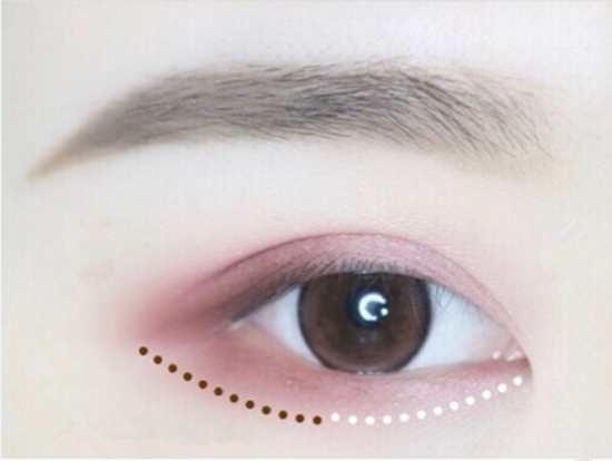lunasol四色眼影画法