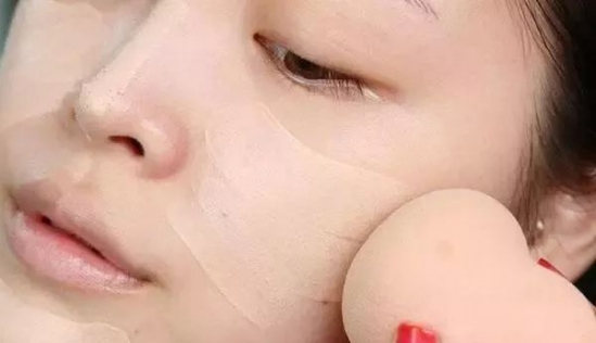 实用的化妆技巧 教你快速画好妆容的方法