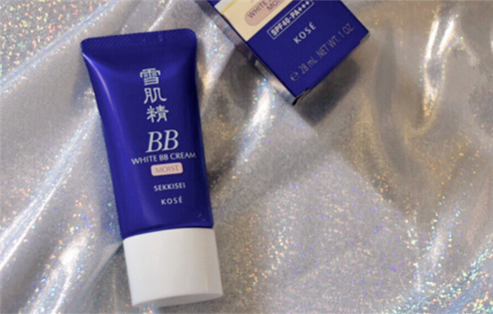 气垫cc霜和bb霜哪个好 气垫cc好还是bb霜好