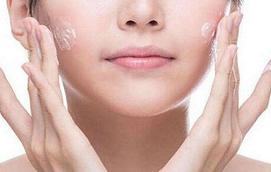 毛戈平粉底膏怎么使用 毛戈平粉膏使用方法