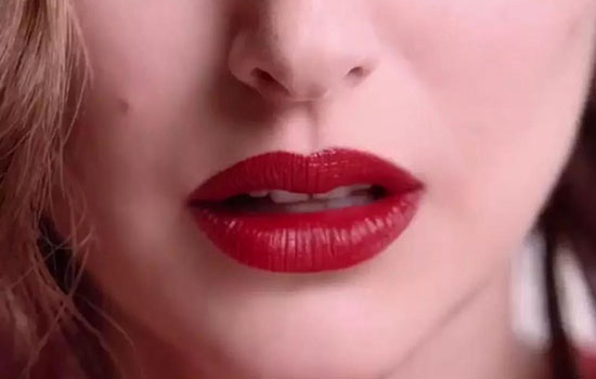 迪奥红管999试色 迪奥红管999是什么颜色