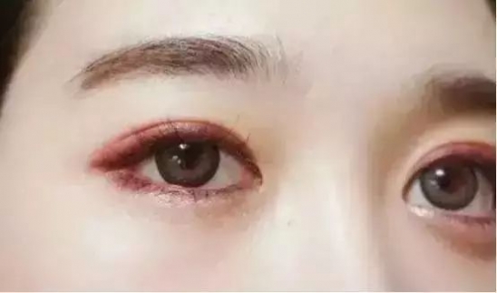眼影的画法步骤图片