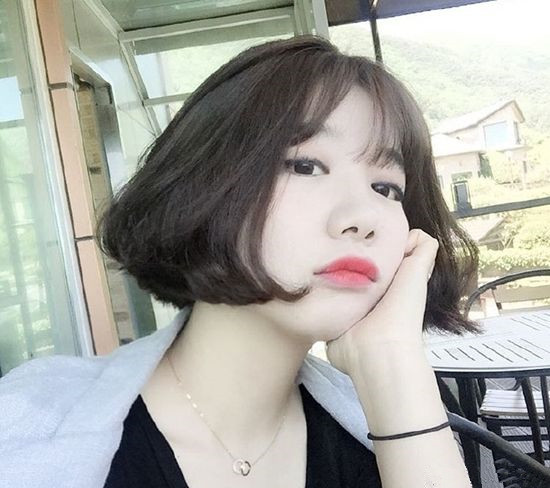 韩国流行短发发型女图片 韩国短发2025发型女