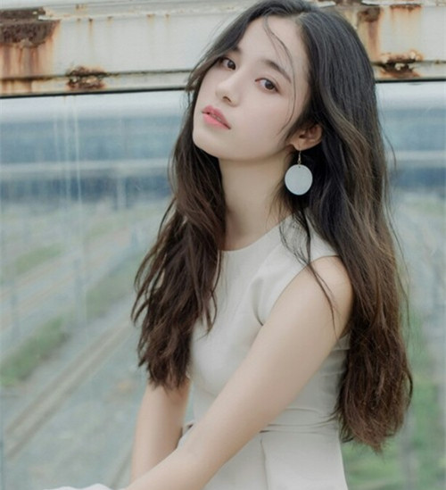 中长卷发2025 2025中长卷发发型