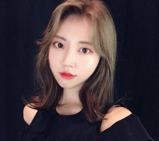 2025女生染什么颜色头发好看 女生染发大全图片