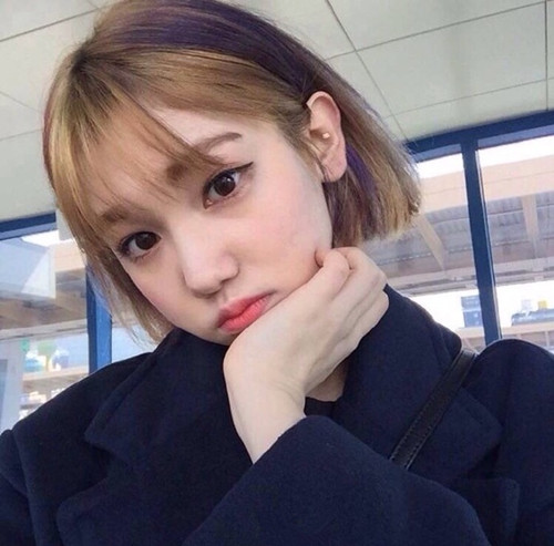 头发又多又厚的女生适合什么发型 头发又粗又硬适合什么发型