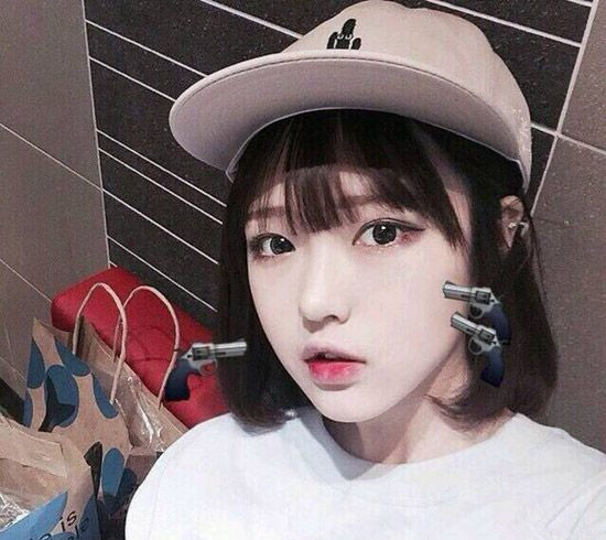 可爱短发发型图片2025 女生可爱短发造型