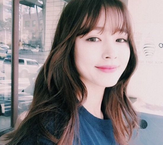 2025圆脸适合什么发型 2025圆脸适合的发型女