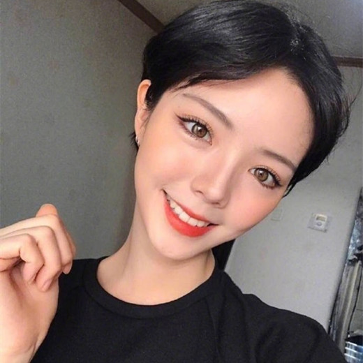 超短发发型图片2025女 2025超短发最新发型女